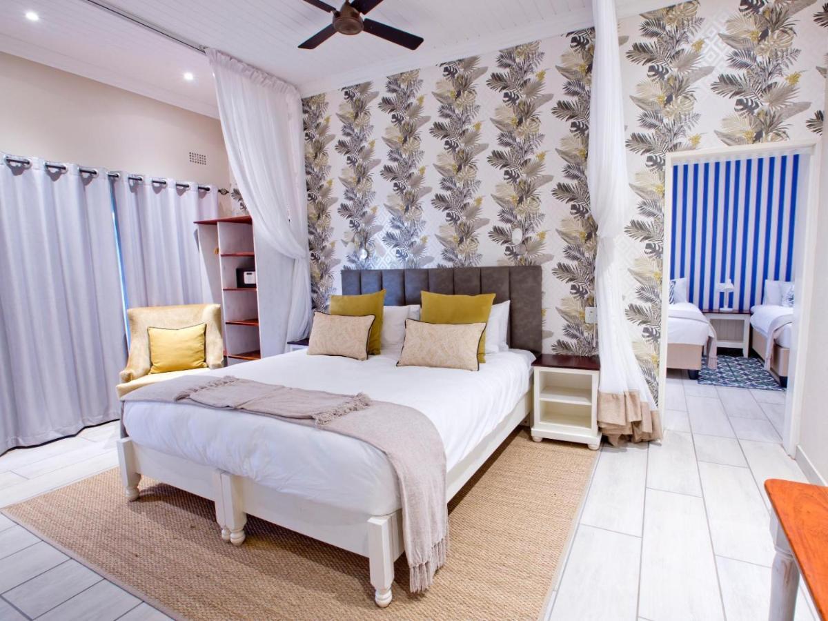 Pioneers Hotel Victoria Falls Ngoại thất bức ảnh